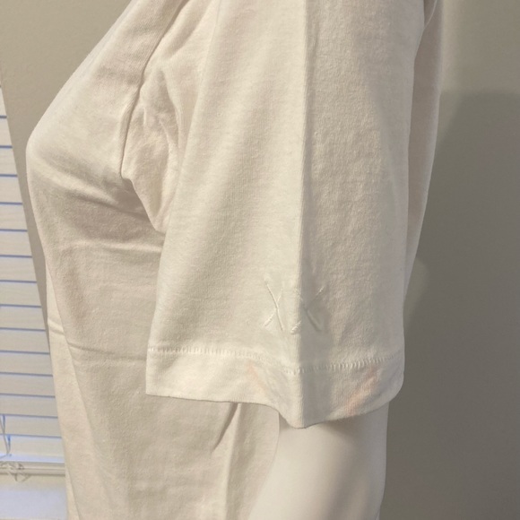 Kaws UNIQLO T-Shirt White Size - S UT Japan - Picture 12 of 13